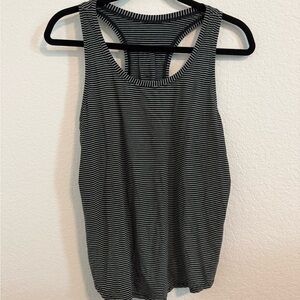 Lululemon // EUC Love Tank Striped Black and White Women's Tank Top sz 6